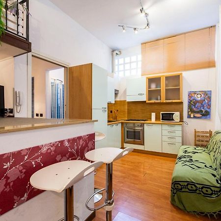 מילאנו Extensive Terrace Navigli Toy Artistic Apartment מראה חיצוני תמונה