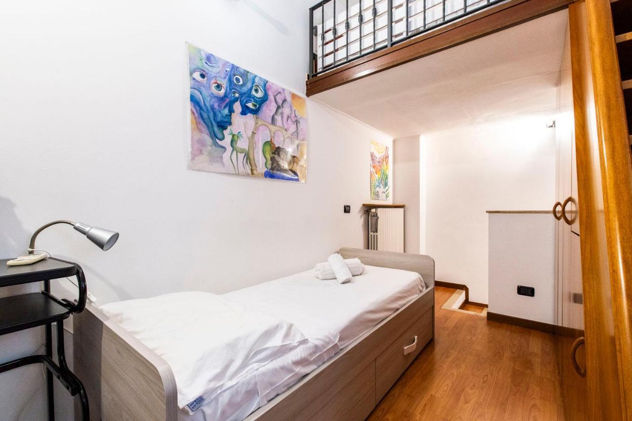 מילאנו Extensive Terrace Navigli Toy Artistic Apartment מראה חיצוני תמונה