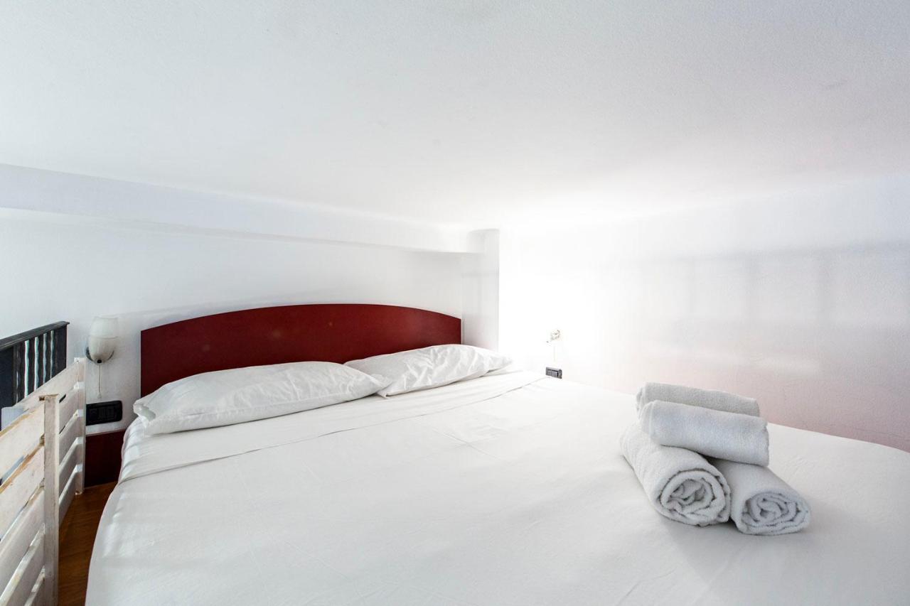 מילאנו Extensive Terrace Navigli Toy Artistic Apartment מראה חיצוני תמונה