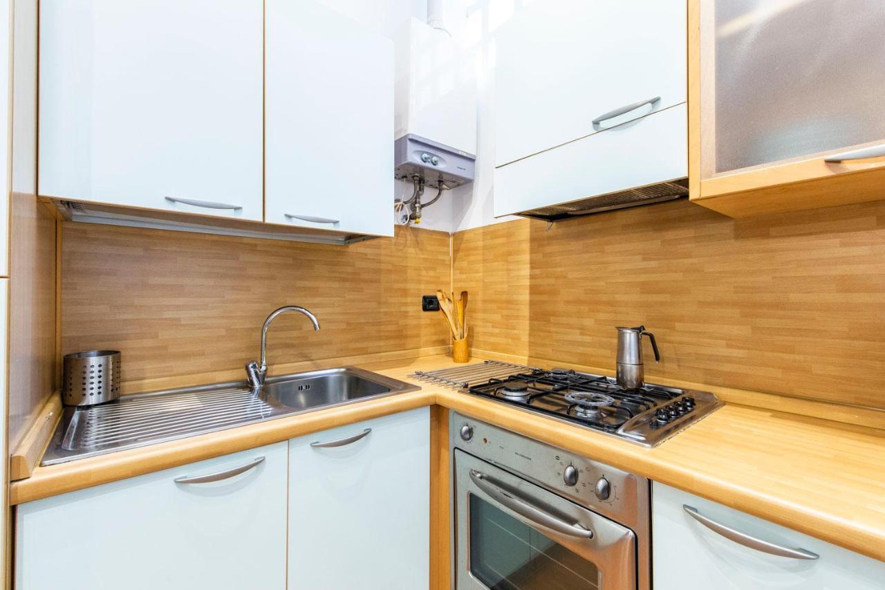 מילאנו Extensive Terrace Navigli Toy Artistic Apartment מראה חיצוני תמונה