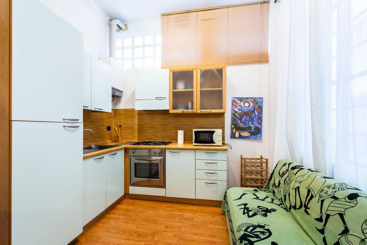 מילאנו Extensive Terrace Navigli Toy Artistic Apartment מראה חיצוני תמונה